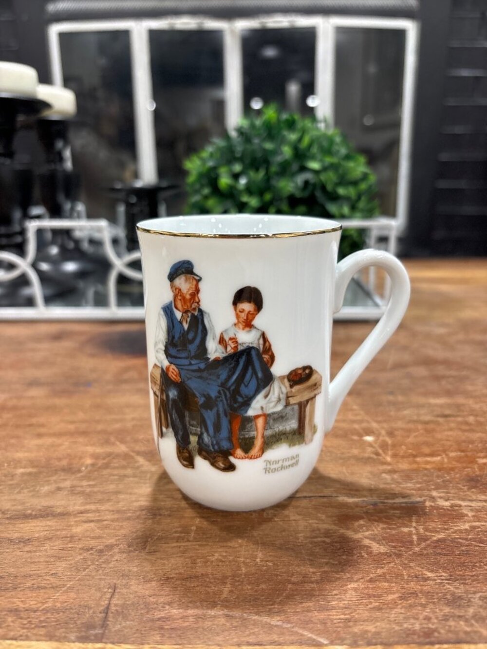 Norman Rockwell Museum Coffee Mug The Lighthouse Keepers Daughter Gold Rim - Picture 2 of 8
